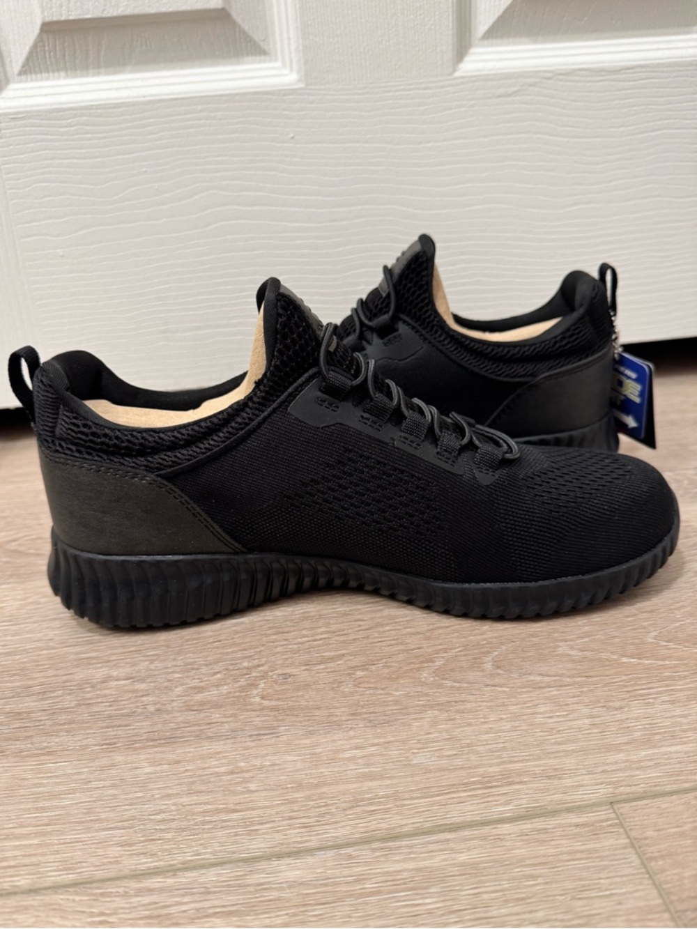 Men’s wide Skechers cessnock - Slip-resistant shoes - Picture 5 of 7